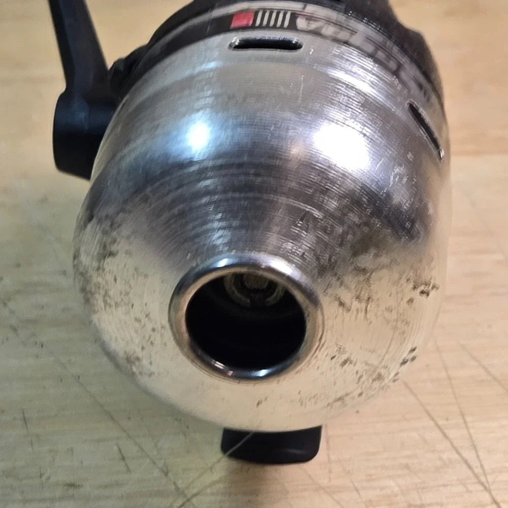 Vintage Daiwa AG80A Graphite High Speed Spin Casting Reel